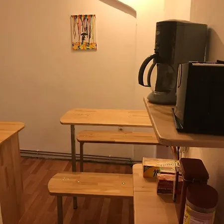 At Old Town Bridge Altstadt, Elbestrand, Fahrradweg, Schiffsanleger Lägenhet *