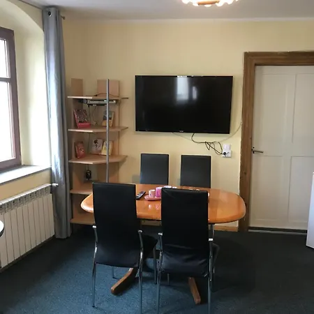 At Old Town Bridge Altstadt, Elbestrand, Fahrradweg, Schiffsanleger