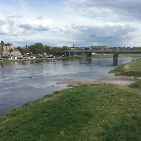 Lägenhet At Old Town Bridge Altstadt, Elbestrand, Fahrradweg, Schiffsanleger
