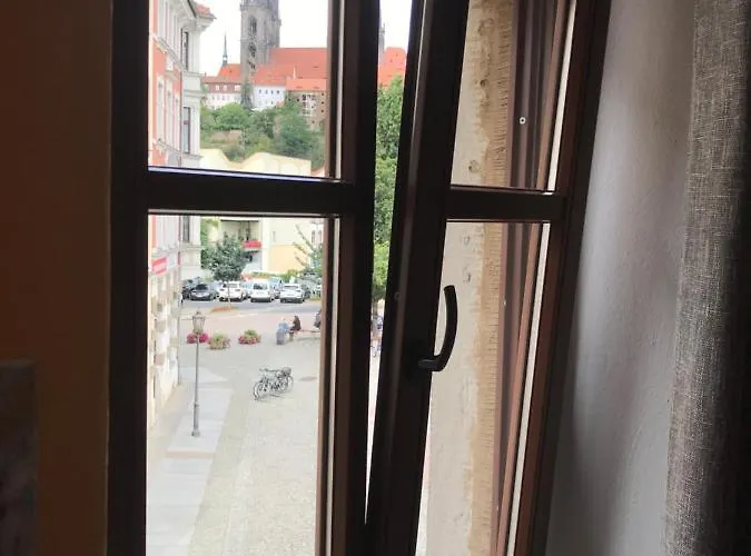 At Old Town Bridge Altstadt, Elbestrand, Fahrradweg, Schiffsanleger * Meissen