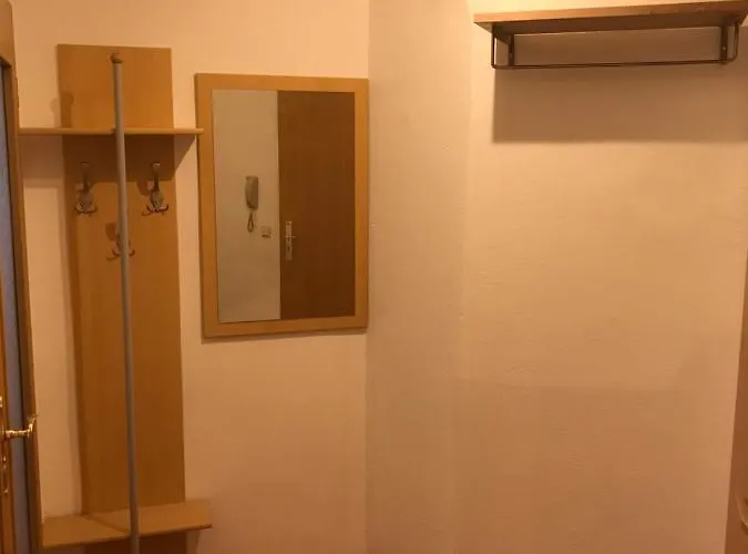 At Old Town Bridge Altstadt, Elbestrand, Fahrradweg, Schiffsanleger Apartment