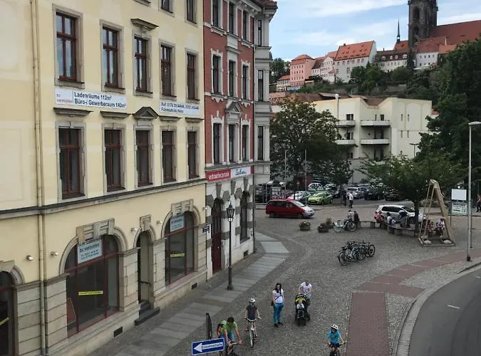 At Old Town Bridge Altstadt, Elbestrand, Fahrradweg, Schiffsanleger Apartment