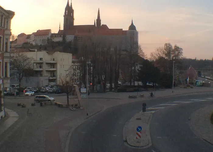 At Old Town Bridge Altstadt, Elbestrand, Fahrradweg, Schiffsanleger Meissen