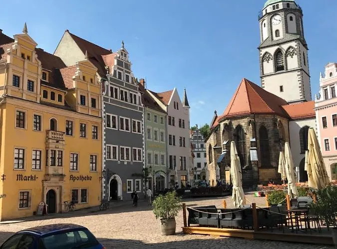 At Old Town Bridge Altstadt, Elbestrand, Fahrradweg, Schiffsanleger * Meissen