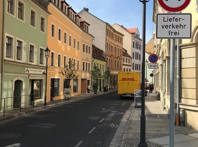 At Old Town Bridge Altstadt, Elbestrand, Fahrradweg, Schiffsanleger Apartment *