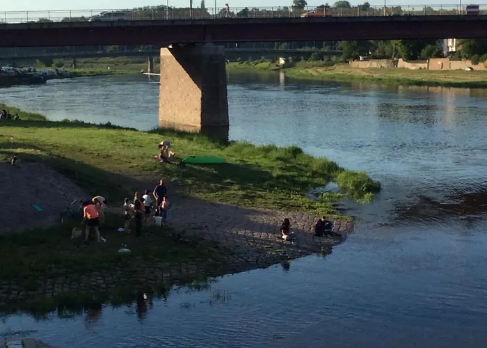At Old Town Bridge Altstadt, Elbestrand, Fahrradweg, Schiffsanleger Apartment Meissen